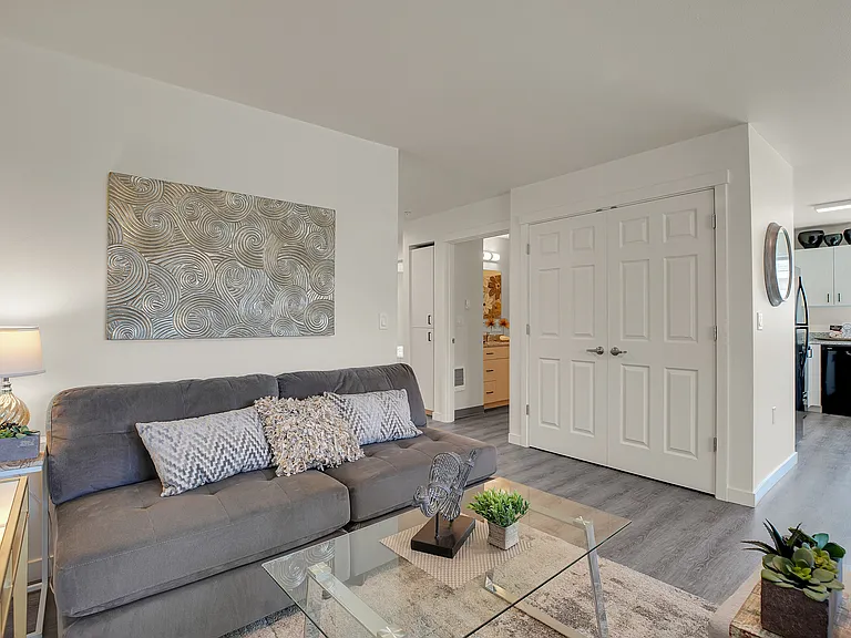 Cherry Springs Apartments — Photo 2