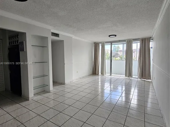 840 NW 87th Ave APT 406, Miami, FL 33172
