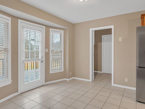 5th image of 1742 Broadripple Dr