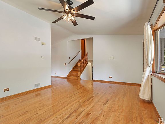 5th image of 10113 W Crissy Ave