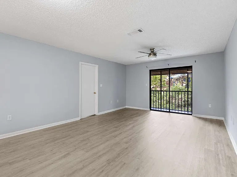 2953 SW 32nd Ave — Photo 19