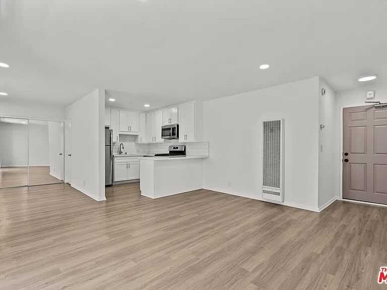 15286 Sutton St #106 — Photo 6