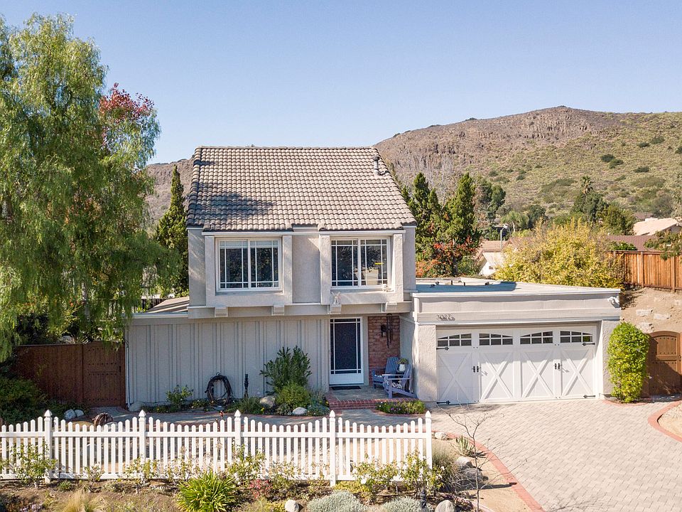 1st image of 3037 N Roundup Cir
