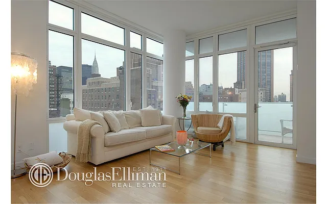 Rented by Douglas Elliman | media 15