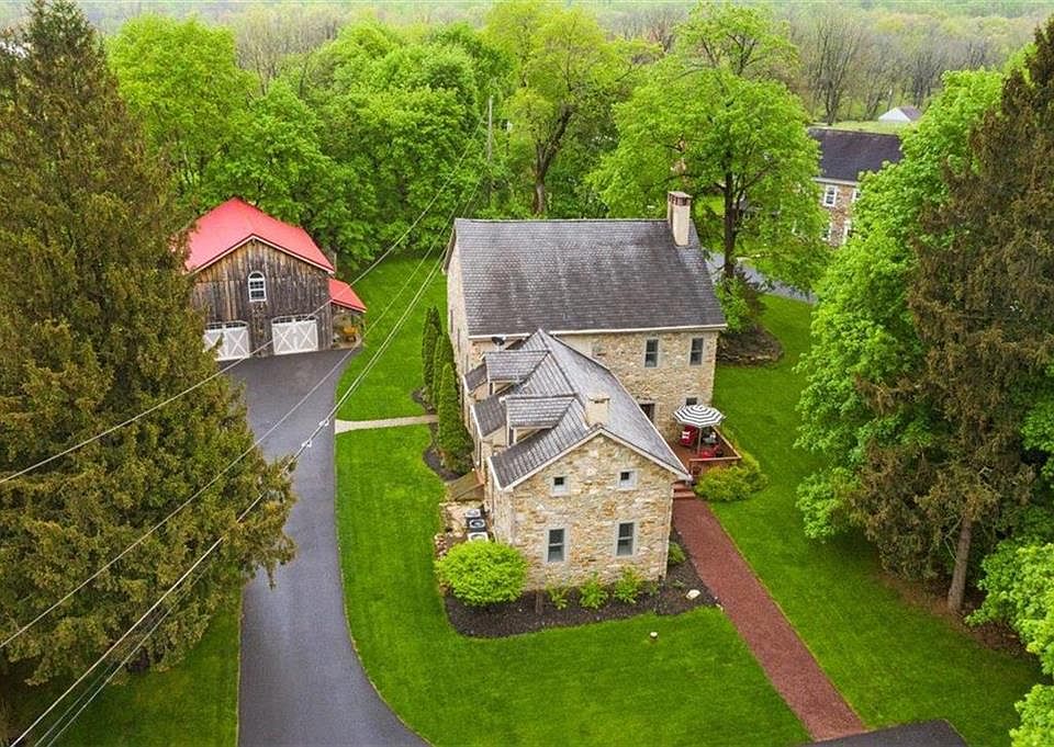3927 Lower Saucon Rd, Hellertown, PA 18055 Zillow