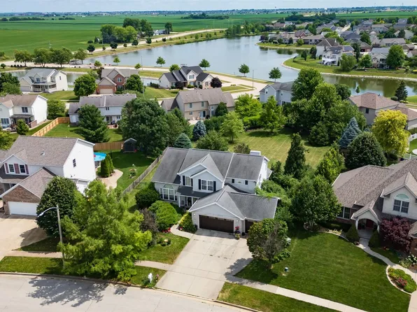 2321 Hayden Way, Normal, IL 61761