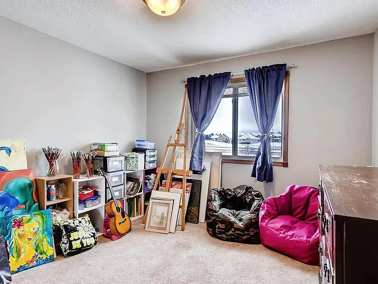 19 Meadowlark Dr — Photo 11