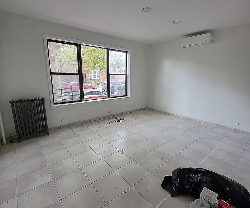 1st image of 2232 E 7th St #1F