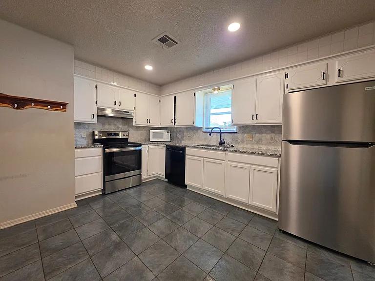 1 Red Oak Rd — Photo 7