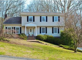 1837 Hidden Harbor Rd, Hixson, TN 37343