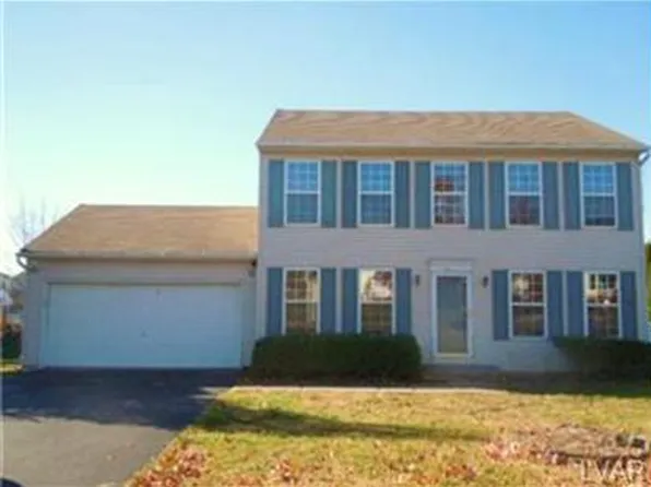 1827 Chianti Ct, Easton, PA 18045