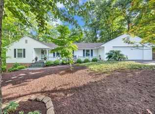 5249 Falcon Ridge Rd, Roanoke, VA 24018