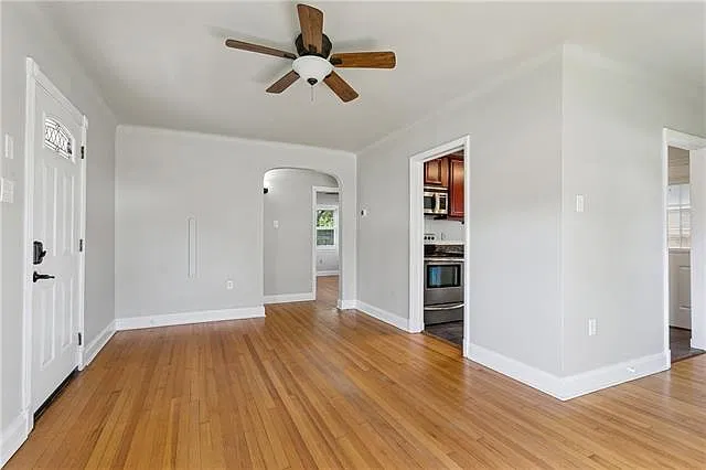 2 bed, 1.0 bath, 850 sqft, $1,850 — Photo 4
