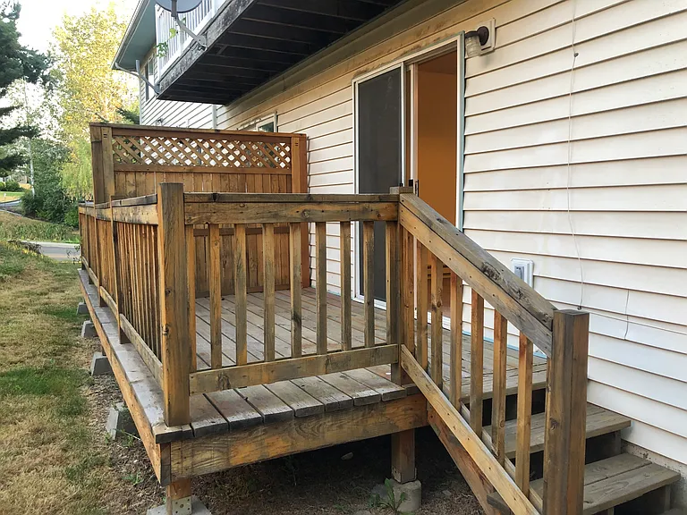 885 SE Klemgard St #4 — Photo 9