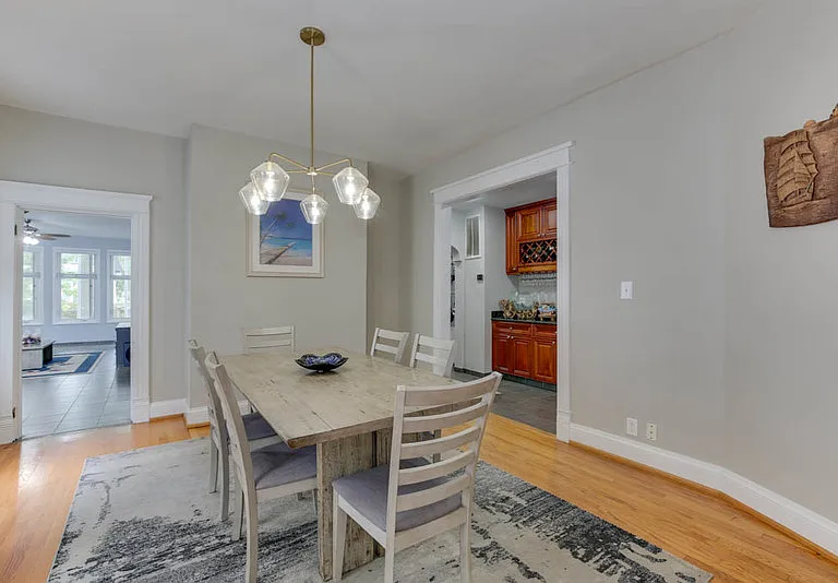 823 Shirley Ave — Photo 9