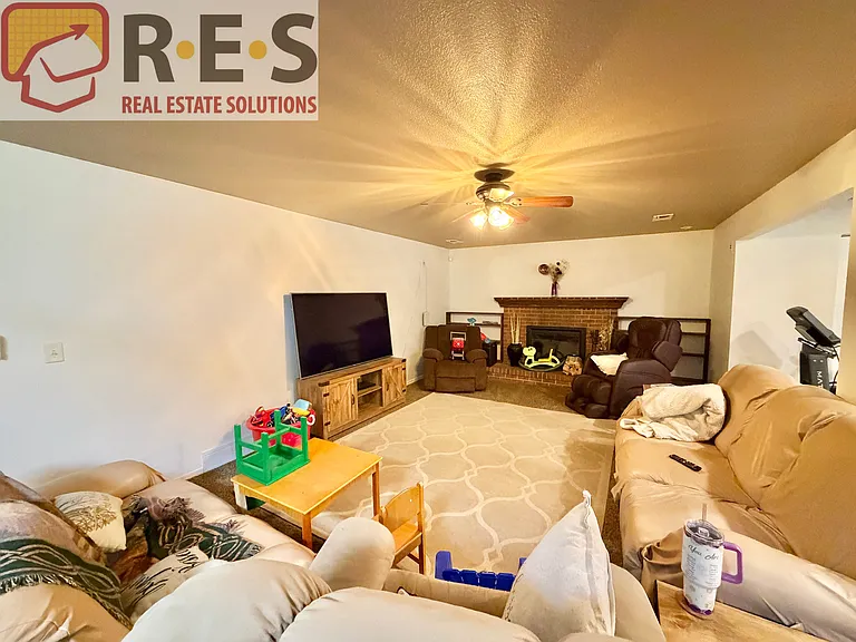 13027 E Colorado Ave — Photo 7