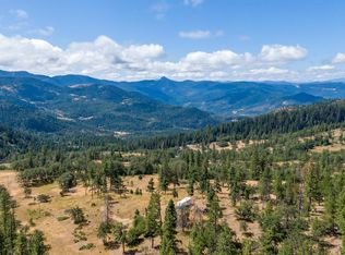 10068 Old Hyatt Prairie Rd, Ashland, OR 97520