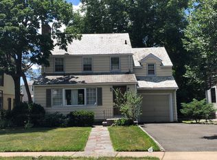 848 Ridgewood Rd, Millburn, NJ 07041