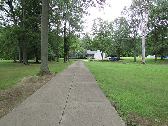 3rd image of 4902 State Route 113 E