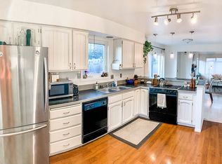 10100 Nantucket Loop, Anchorage, AK 99507