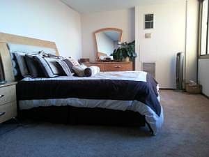 2nd image of 4850 S Lake Park Ave APT 1805