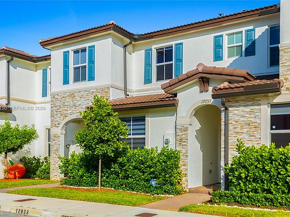3rd image of 12053 NW 24th Pl