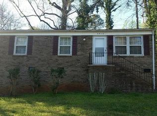 2512 Thornton Rd, Charlotte, NC 28208