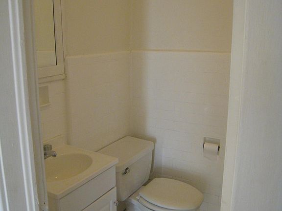 5th image of 786 Brighton Ave