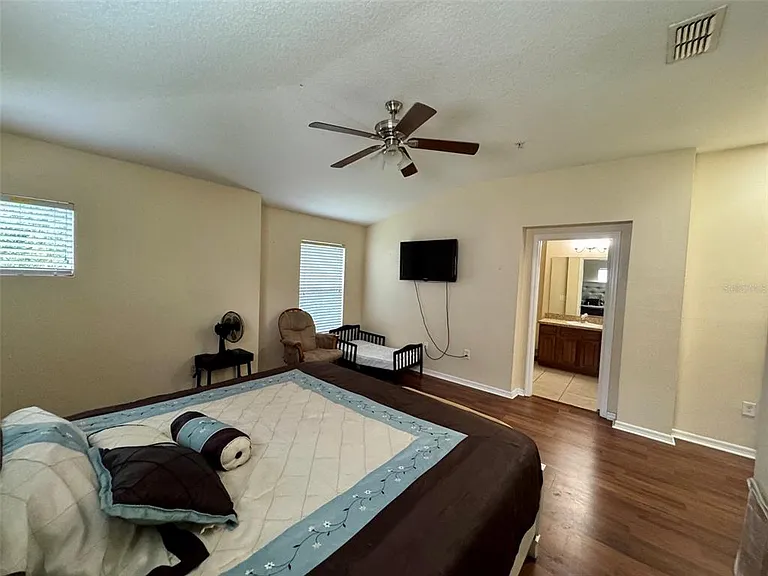 1470 Broken Oak Dr #27C — Photo 39