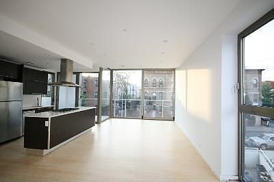 3rd image of 285 Driggs Ave APT 2A