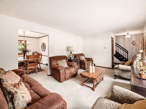 3rd image of 5396 Teakwood Ct