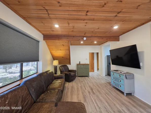 625 S Evergreen Dr, Pinetop, AZ 85935