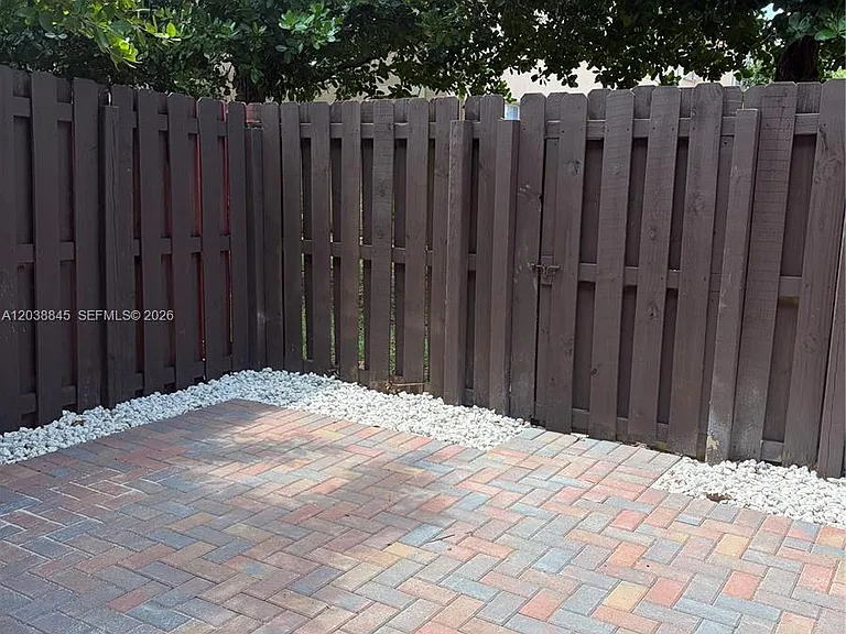 12393 SW 124th Ter — Photo 11