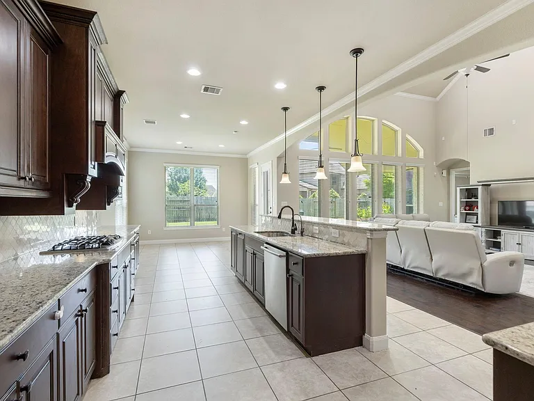 9739 Reston River Ln — Photo 24