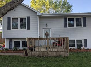 221 Spruce St, Norwalk, IA 50211