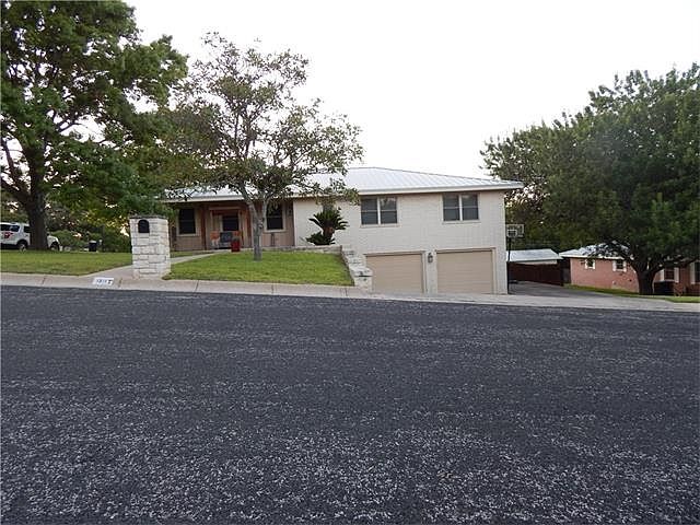 1st image of 1311 W Avenue A