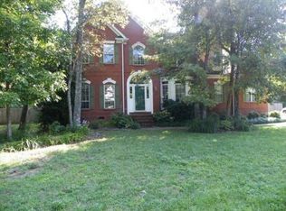 2101 Mountain Hollow Dr, Signal Mountain, TN 37377