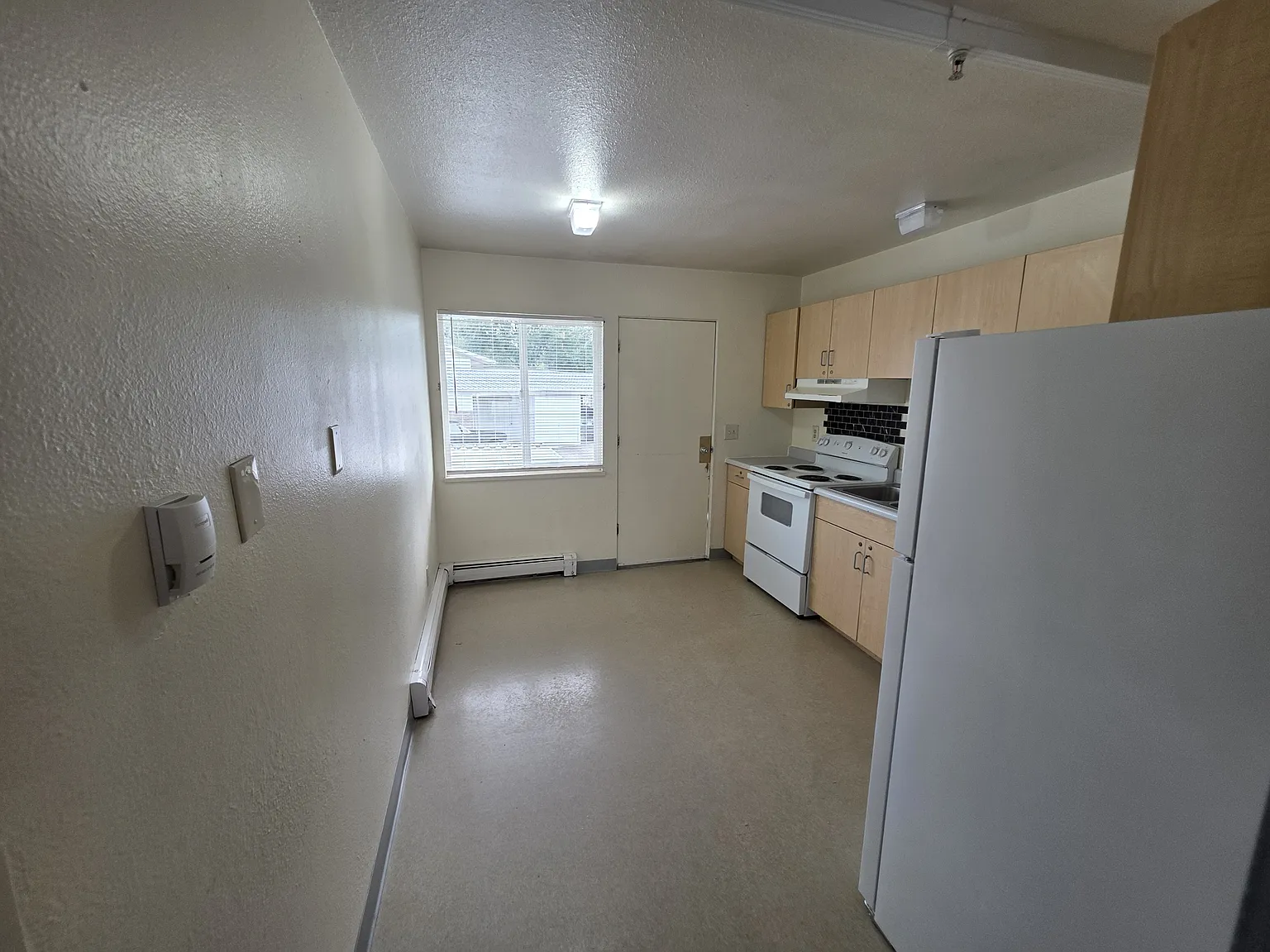 2859 Elm Circle - 19 — Photo 4
