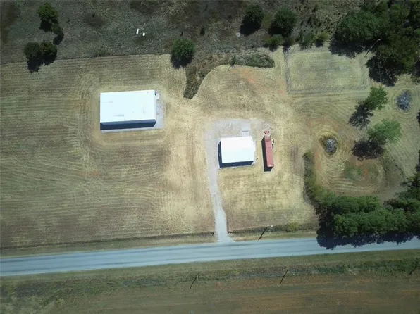 3802 N Goodrich Rd, Marlow, OK 73055