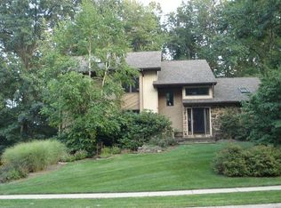 652 Earl Dr, State College, PA