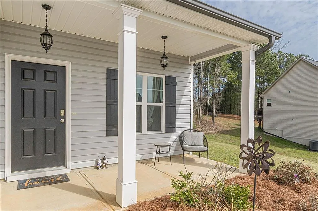 3 bed, 2.5 bath, 1790 sqft, $2,000 — Photo 3
