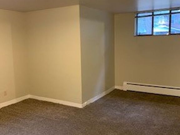 3rd image of 686-696 S Ogden St #686