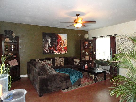 3rd image of 1854 W San Juan Trl