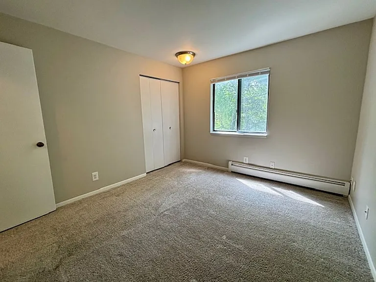 Oak Valley Apartments — Photo 88