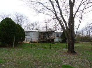 369 Flowertown Rd, Normandy, TN 37360