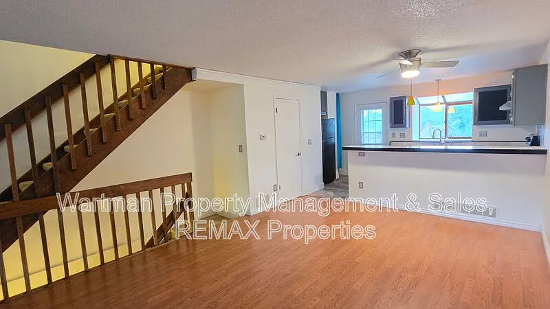 3 bed, 2.5 bath, 1504 sqft, $1,750 — Photo 4