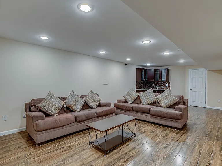 403 Taggert Dr — Photo 29