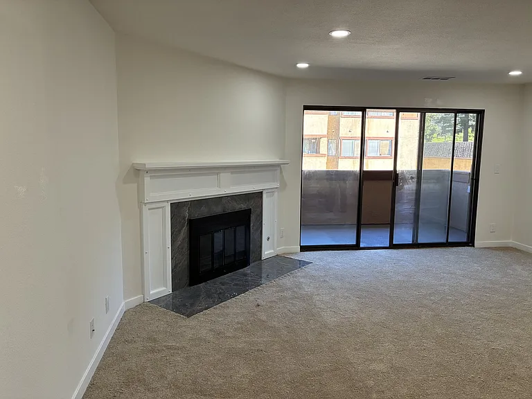 26937 Hayward Blvd #226 — Photo 24
