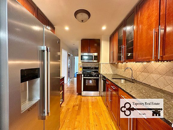 3rd image of 2425 78th St #1