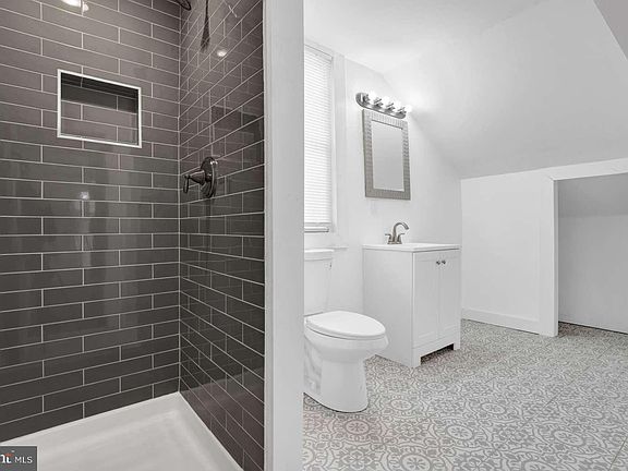 3rd image of 38 Brenwal Ave